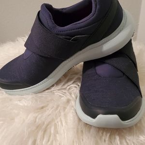 Vionic Marlene sneakers 6.5W